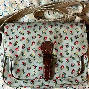Cath Kidston of London Waterproof Bag Purse Light Blue Floral Women or G…